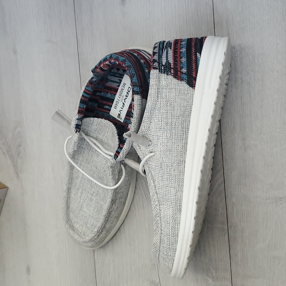 BENNETT SLIP ON LOAFERS